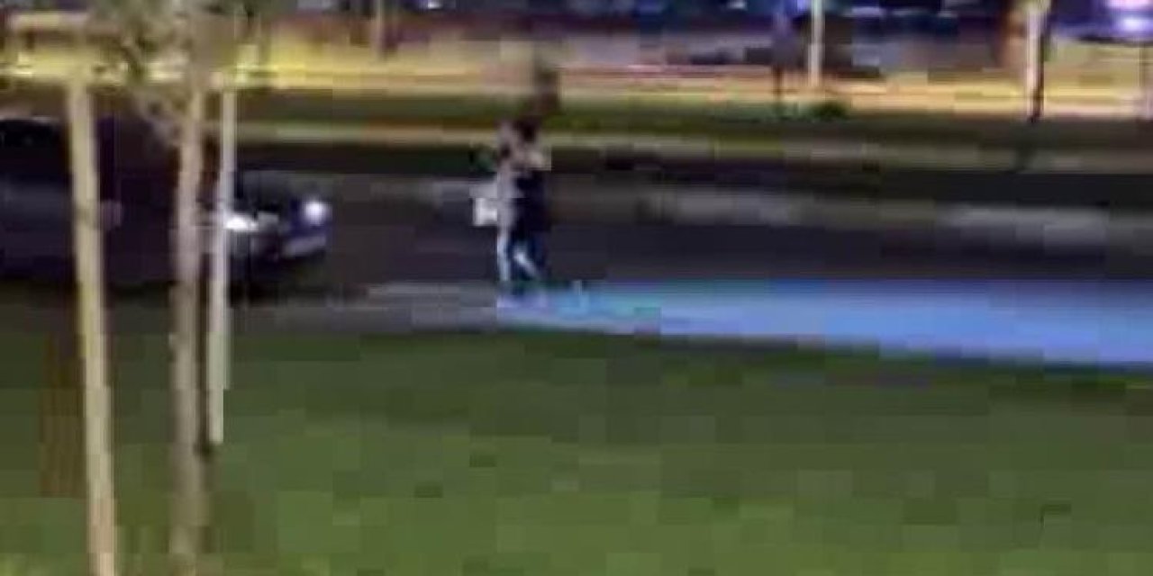 Diyarbakır’da bir kadın kendini seyir halindeki araçların önüne attı