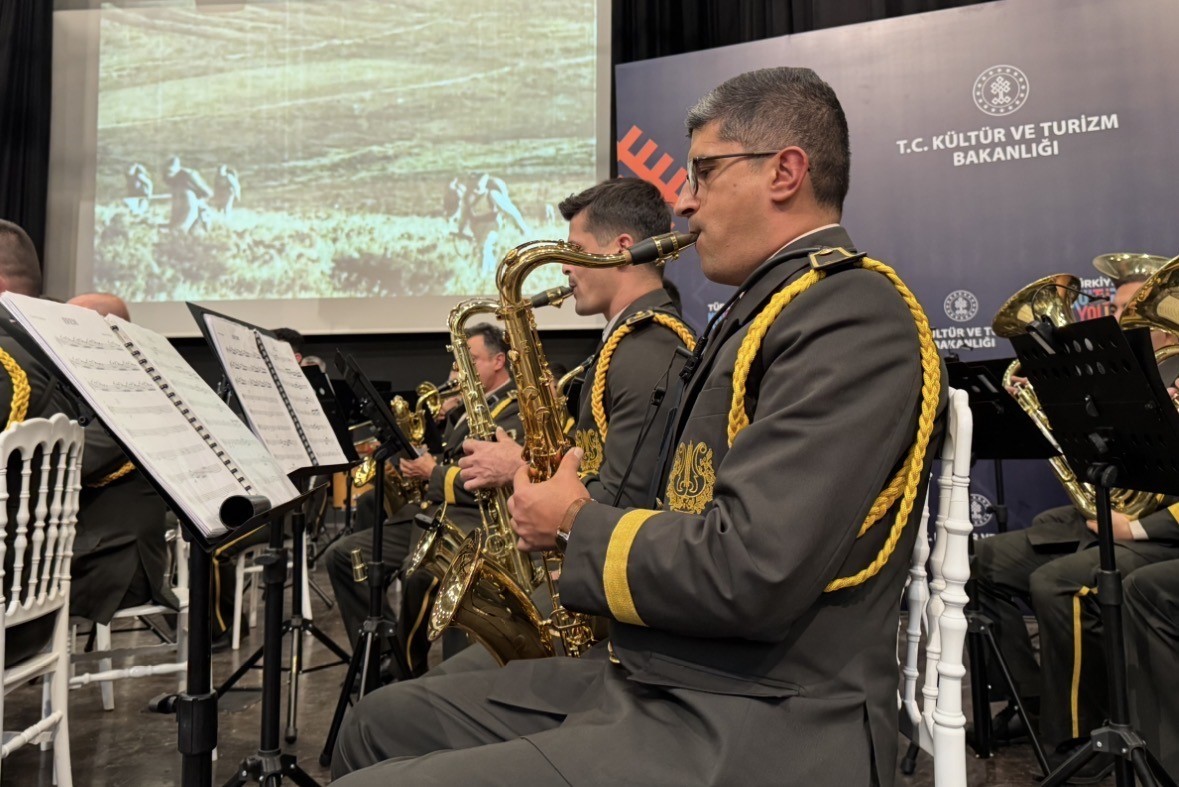 Tsk Armoni Mızıkası Komutanlığı Mardin’de Konser Verdi