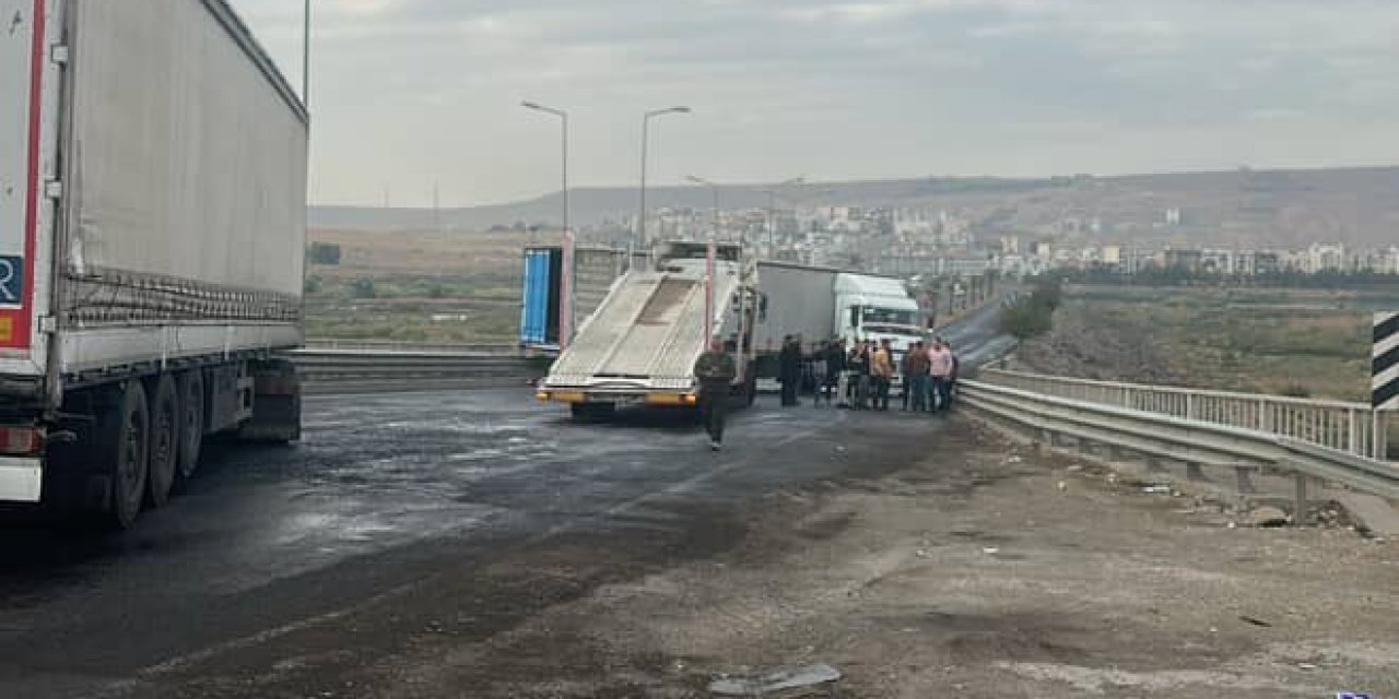 Cizre Çevreyolunda Kaza! Yol Trafiğe Kapandı