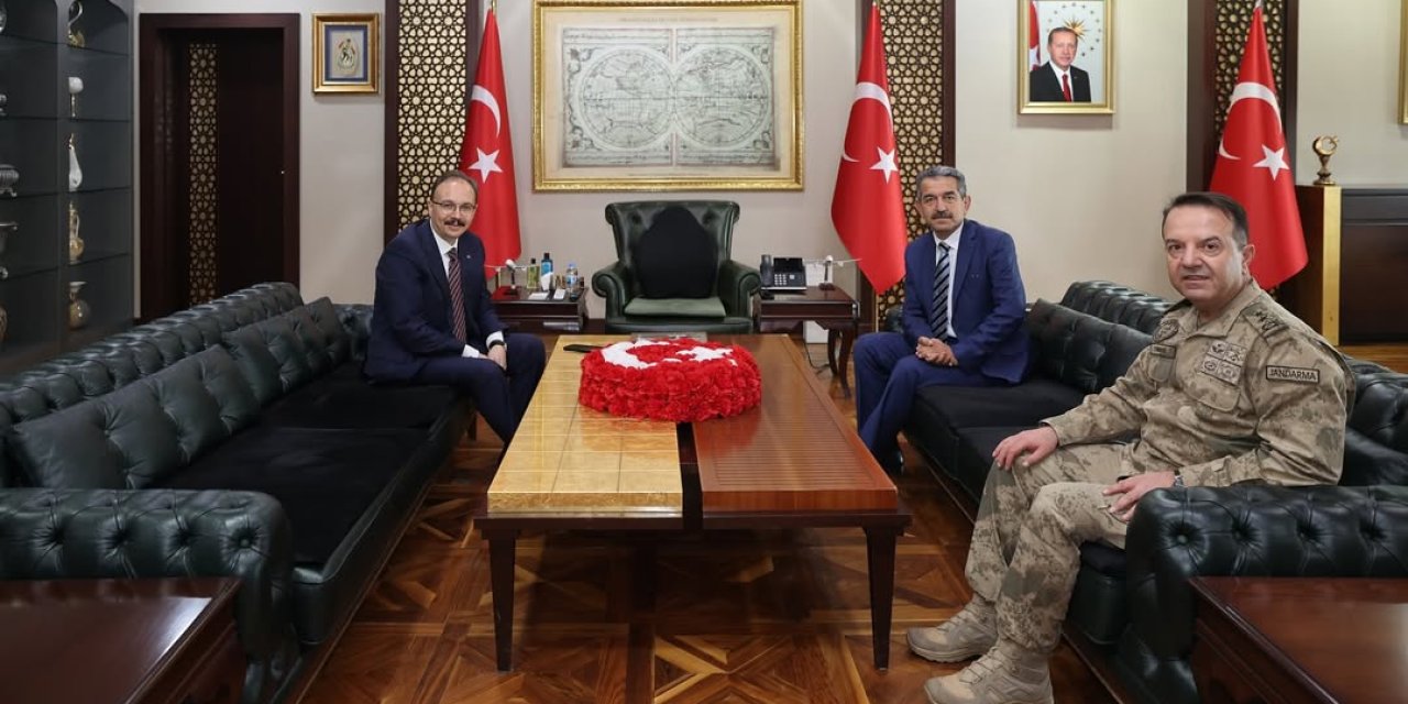 Şırnak Valisi Ekici ve Tümgeneral Tombul'dan Siirt Valisi Kızılkaya’ya Ziyaret