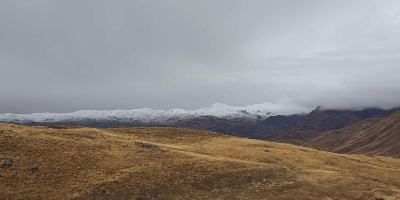 Şırnak’ın Yüksek  Kesimlerinde Kar Yağışı