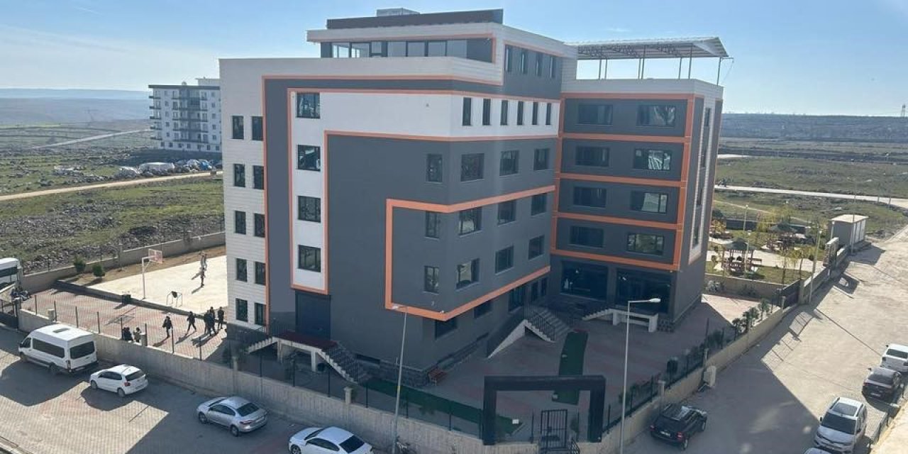 İdil'de Üniversite Öğrencileri Yeni Yurtlarına Kavuşuyor