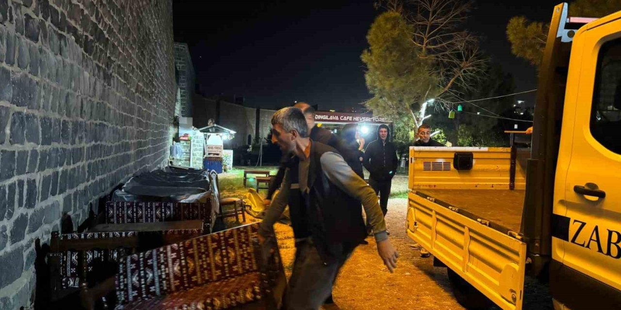 Diyarbakır’da Sur Diplerini İşgal Eden İşyeri Tahliye Edildi