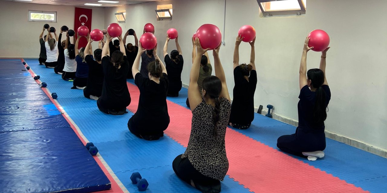 Cizre’de ev hanımlarına özel pilates kursu düzenleniyor