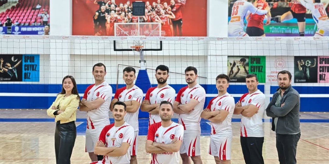 Şırnak Valiliği 73 Voleybol Takımı, Şanlıurfa’yı 3-0 Mağlup Ederek Yarı Finale Yükseldi!