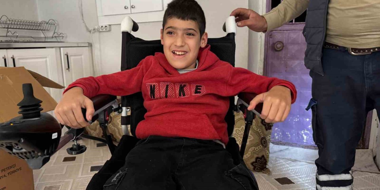Şırnak’ta Engelli Çocuğun Hayalini Polis Gerçekleştirdi