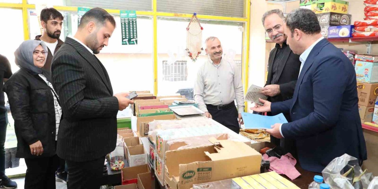 Belediye Başkanı Bakkalın Zimem Defterini Satın Aldı