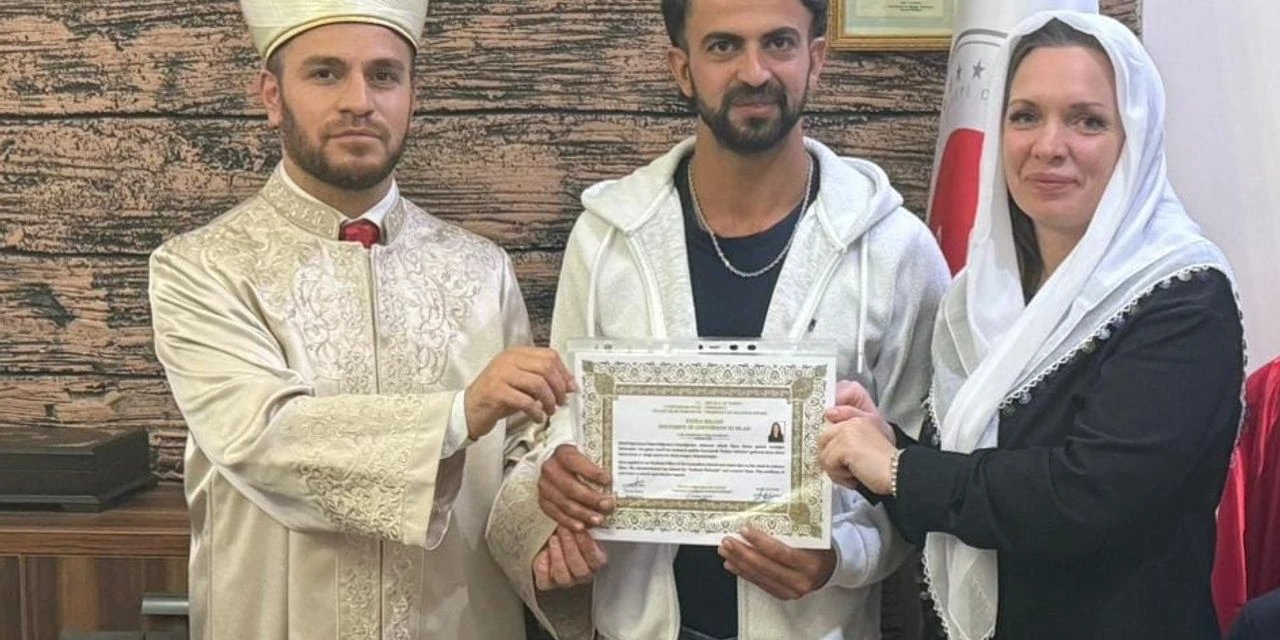 İsveçli Sara Madelen Engmanin, Şırnak'ta Müslüman Oldu