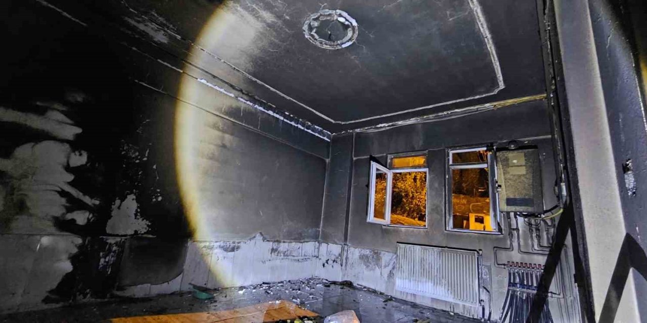 Hakkari’de bir evde çıkan yangın korkuttu