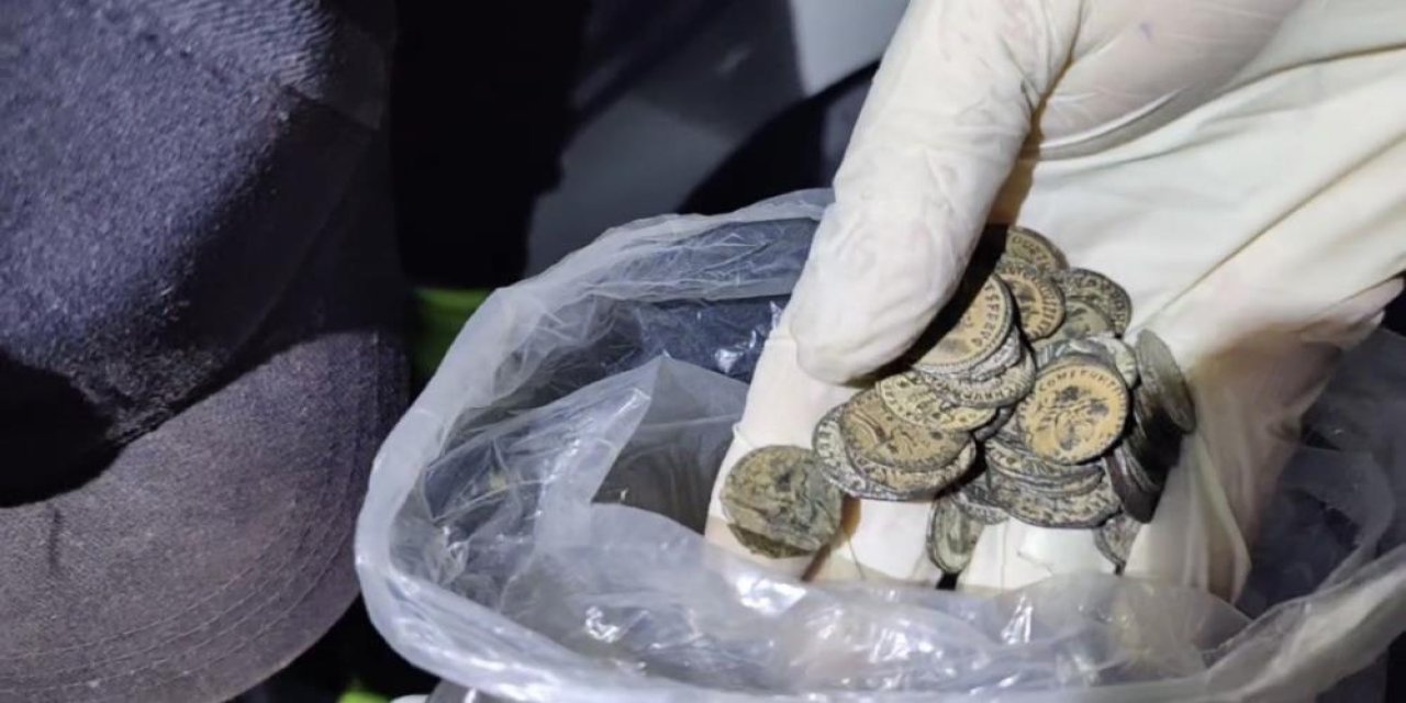 Kızıltepe'de Roma dönemlerine ait binlerce sikke ele geçirildi
