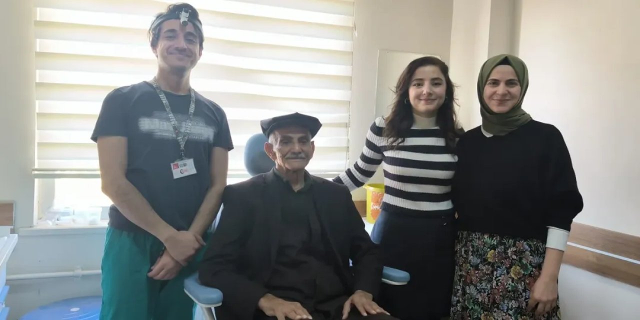 Şırnak Devlet Hastanesinde, yutma bozukluğu olan hastalar uzman ekiple tedavi ediliyor