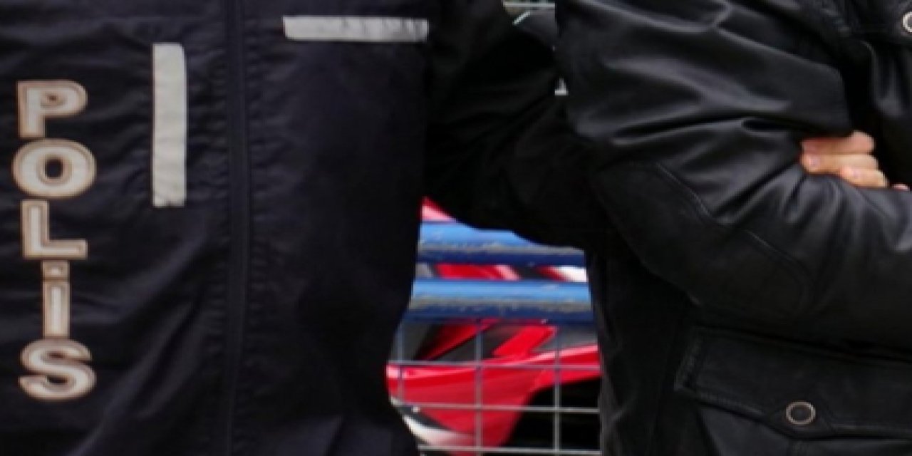 Van’da bir polis memurunun kiraladığı araçta kilolarca uyuşturucuyla yakalandı