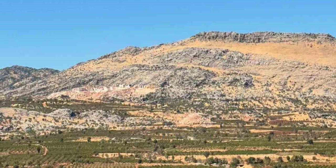 Mermer Ocağında Kaya Altında Kalan Şahıs Yaralandı