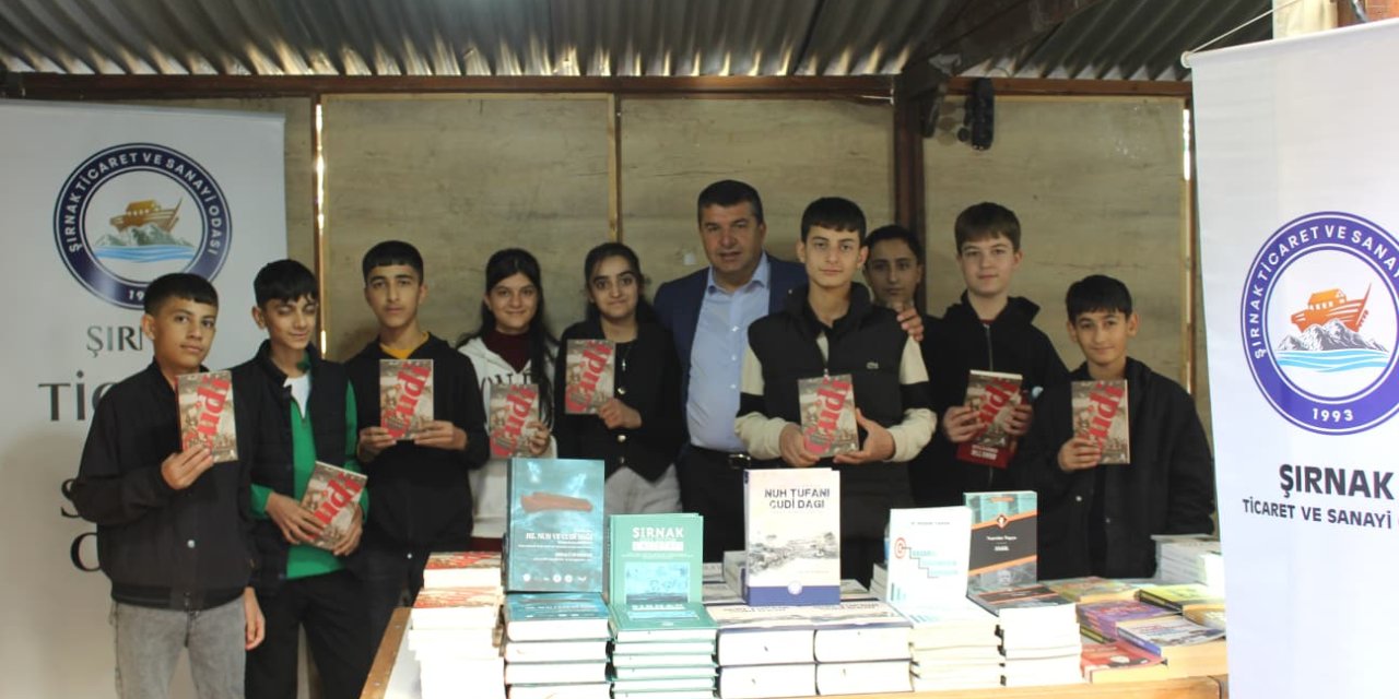 Cizre Kitap Fuarı’nda Şırnak’ın Kültürel Mirasına Yoğun İlgi: STSO’nun Kitap Standı Büyük Beğeni Topladı