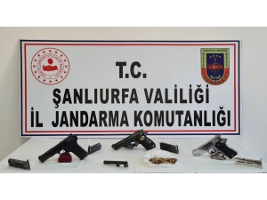 Şanlıurfa'da silah kaçakçılığı operasyonunda 2 şüpheli yakalandı
