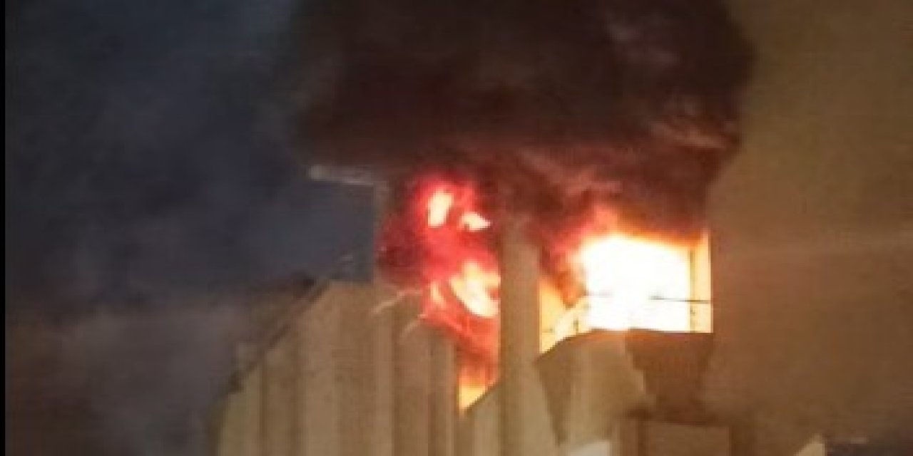 Cizre’de Apartmanda Yaşanan Yangın Paniğe Neden Oldu