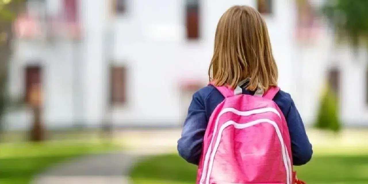 MEB'den yeni düzenleme: Okula başlama yaşı değişiyor