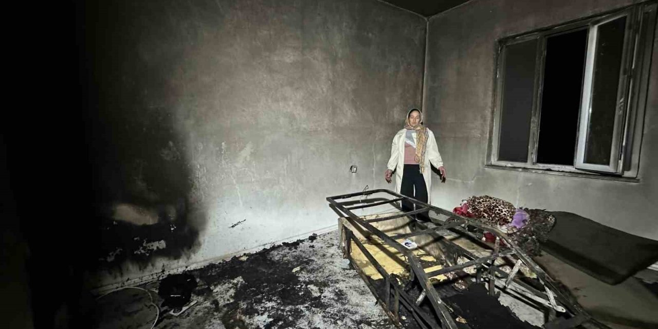 Hakkari’de evde patlayan telefon yürekleri ağza getirdi