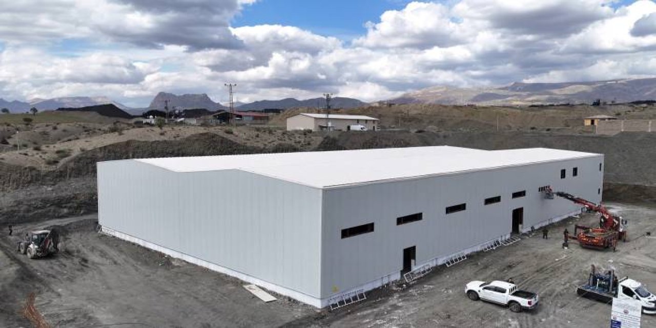 Şırnak’ta 3.636 m²’lik Tekstil Atölyesi 10 Yıllığına Kiraya Çıkıyor