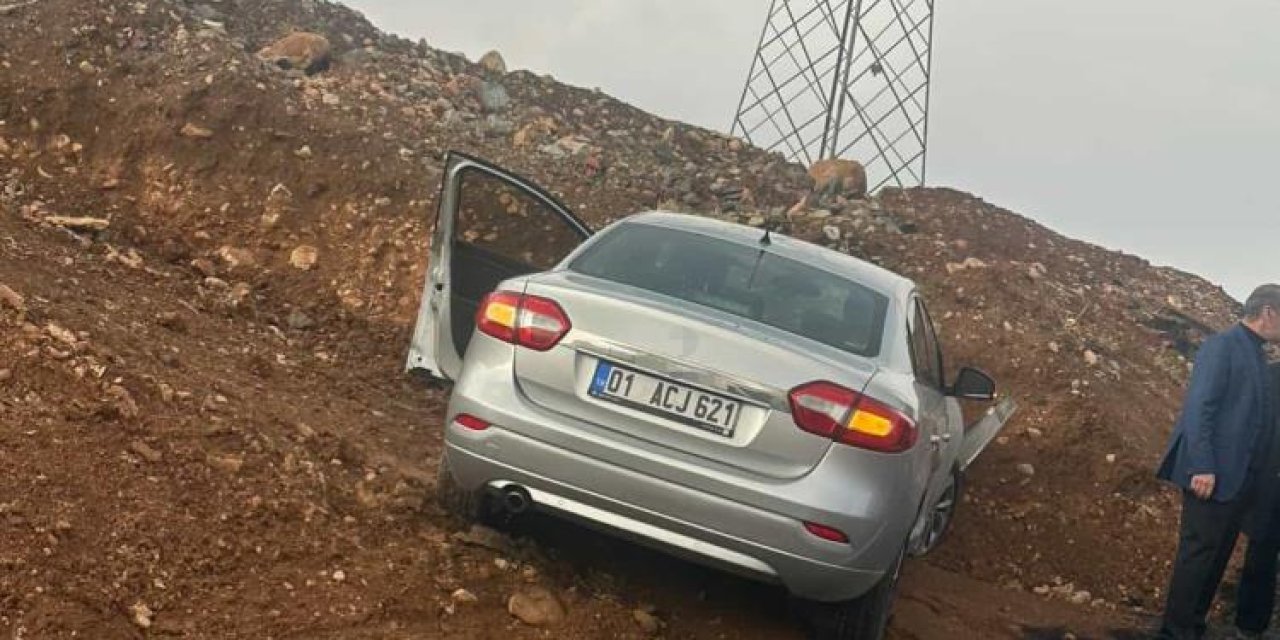 Siirt'te devrilen otomobildeki 4 kişi yaralandı