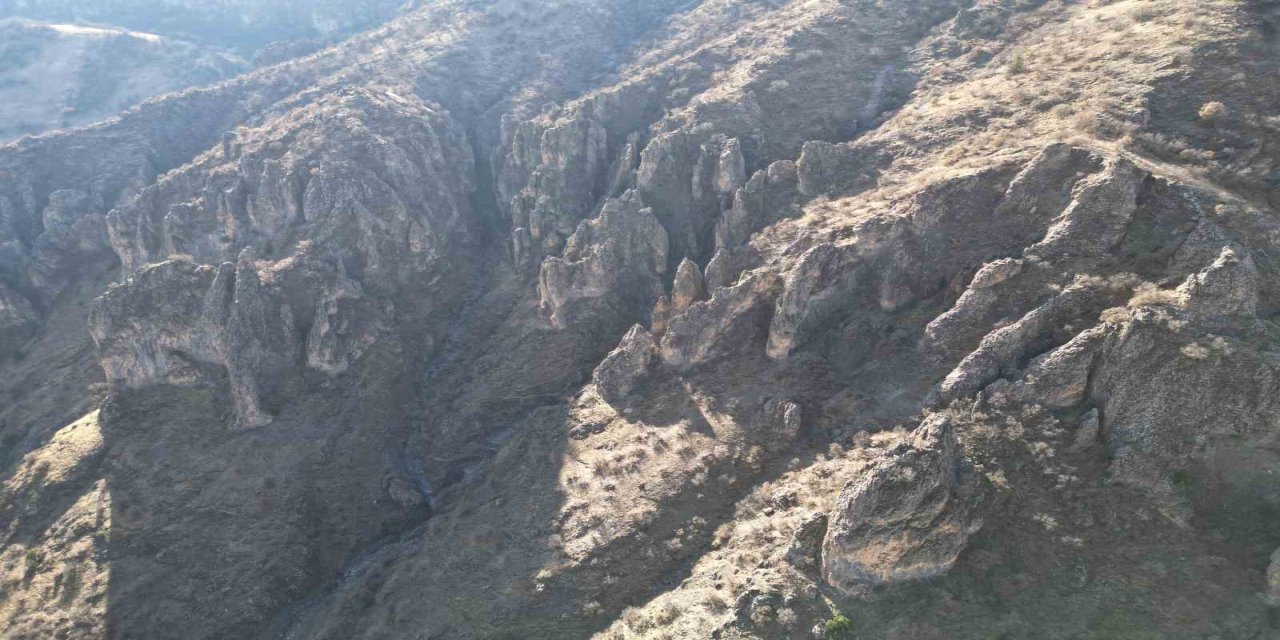 Şırnak’ta Yeni Keşif: Peri Bacalarını Andıran Bölge