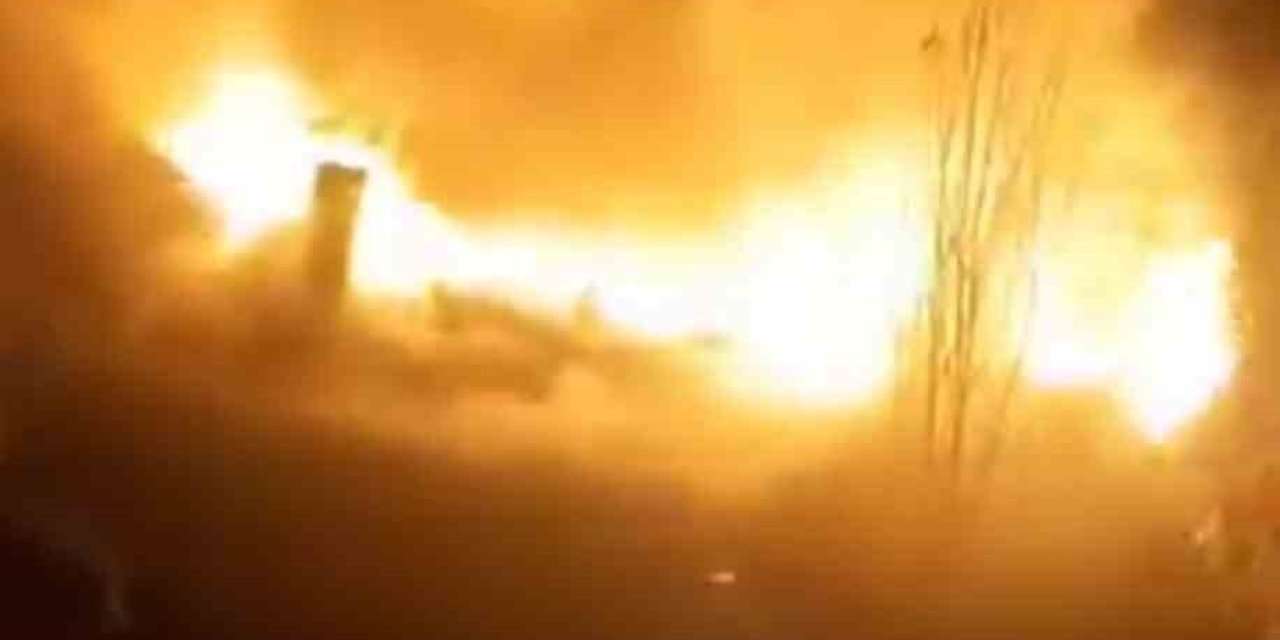 Yüksekova’da mahalle sakinlerini korkutan anlar: alev alev yandı