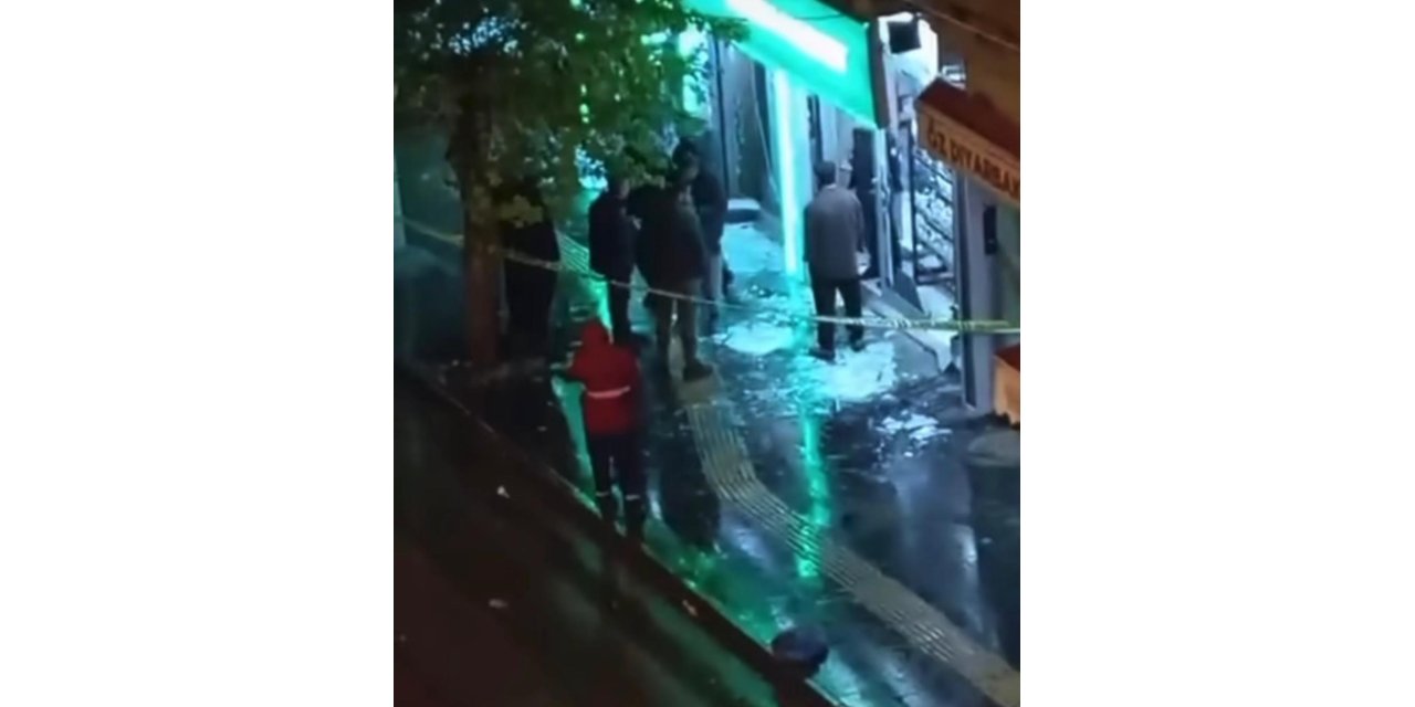 Diyarbakır’da Tekel Bayisine El Bombası Atıldı
