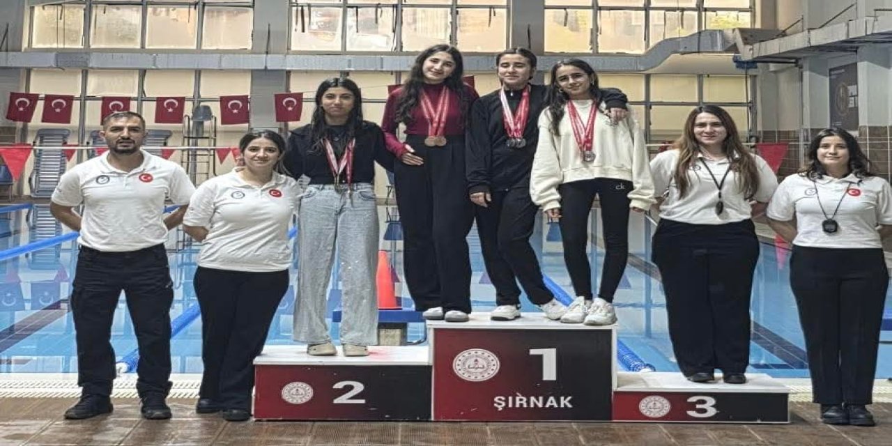 Şırnak’ta Okul Sporları Gençler Yüzme İl Finalleri Nefes Kesti