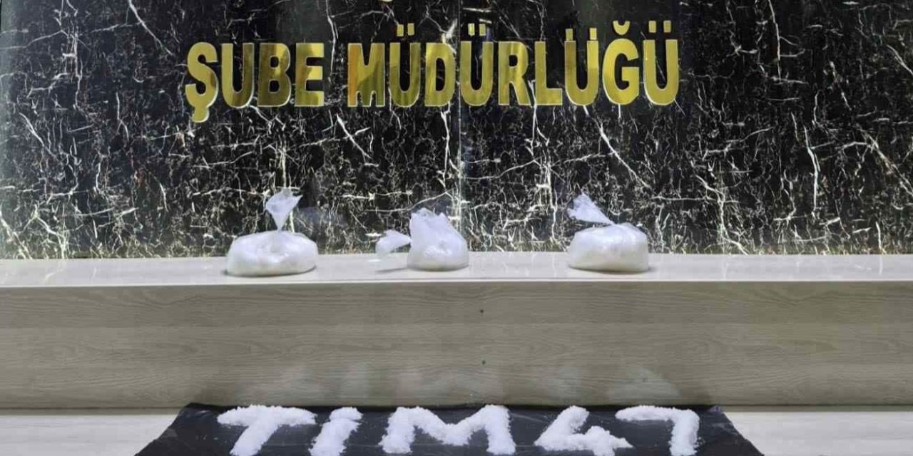 Bitlis’te durdurulan aracın koltuğunda uyuşturucu madde ele geçirildi