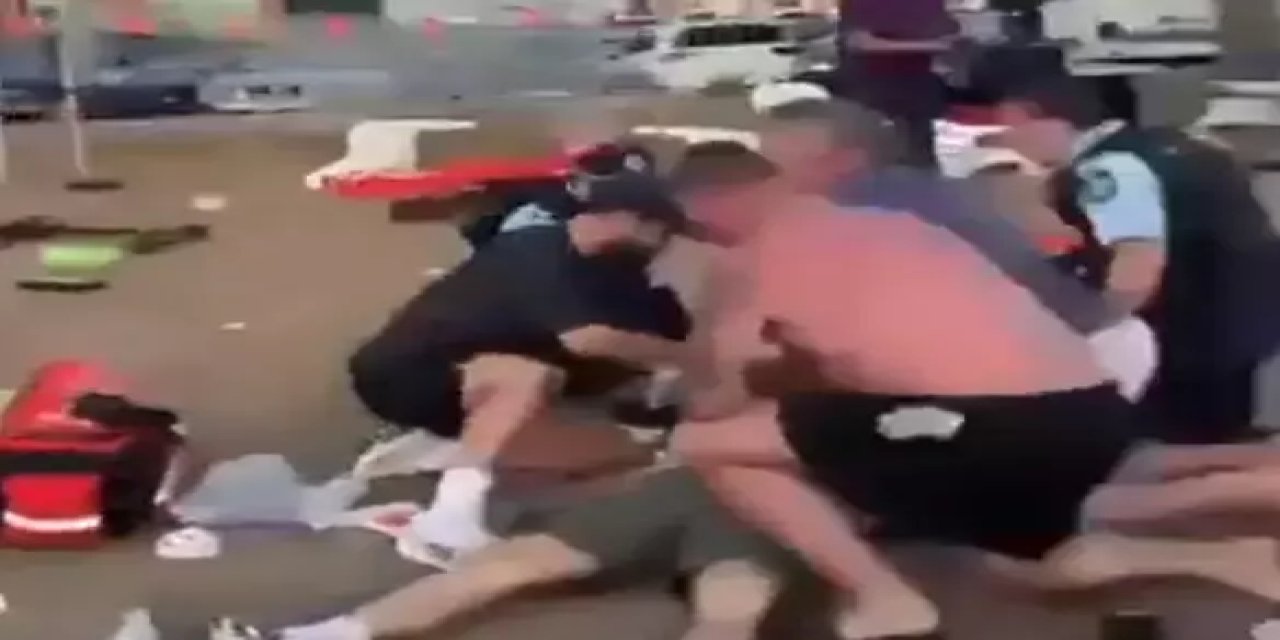 Bayram Kutlamalarına Silahlı Saldırı: 12 Ölü, 27 Yaralı