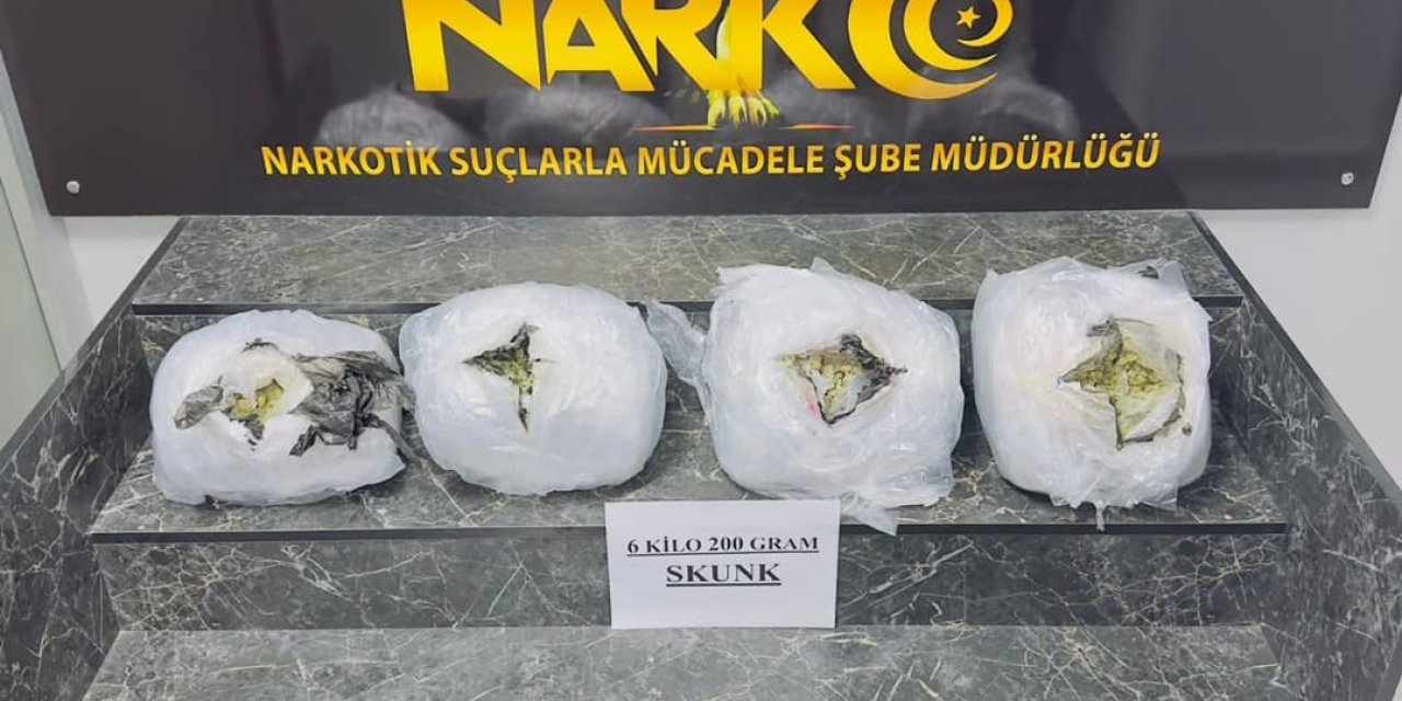 Şırnak'ta Şehre Sokulmak İstenen 6 Kilo Esrar Yakalandı: 2 Kişiye Gözaltı