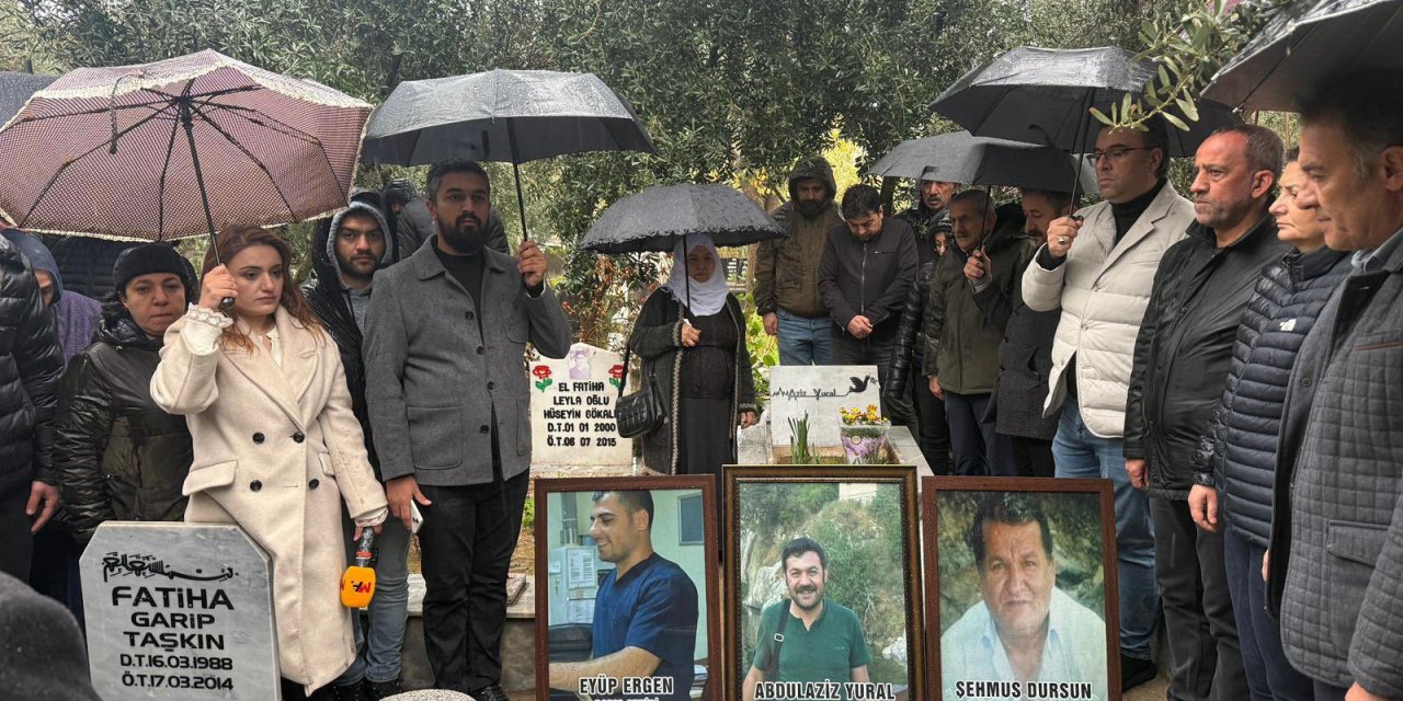 Cizre’de Hayatını Kaybeden Sağlık Çalışanları Mezarları Başında Anıldı