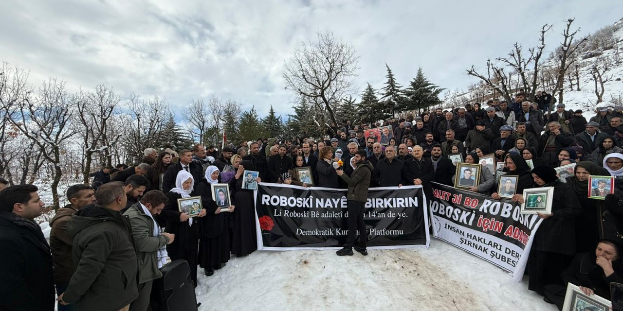 Uludere’de 34 Can, 14’üncü Yılında Mezarları Başında Anıldı