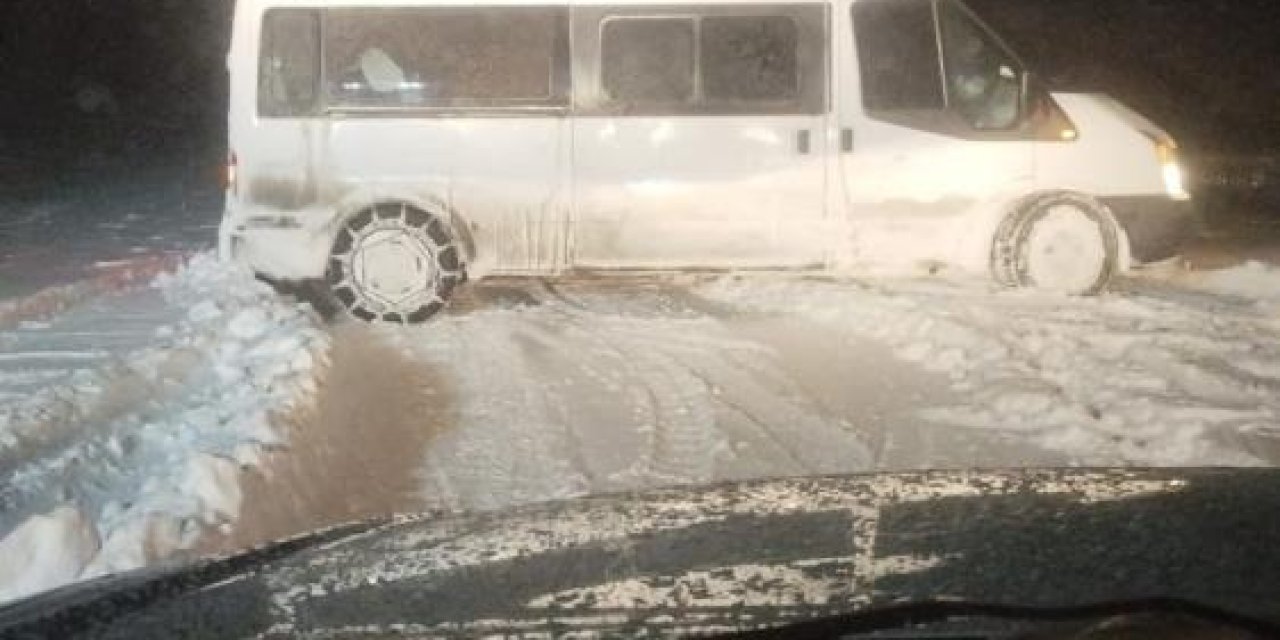 Siirt'te mahsur kalan 22 kişi saatler sonra kurtarıldı