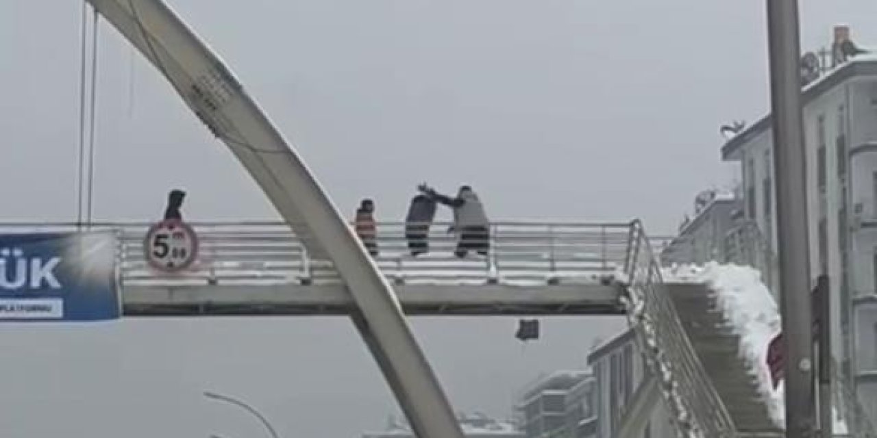 Diyarbakır'da bir şahıs çocukları tekme tokat dövdü