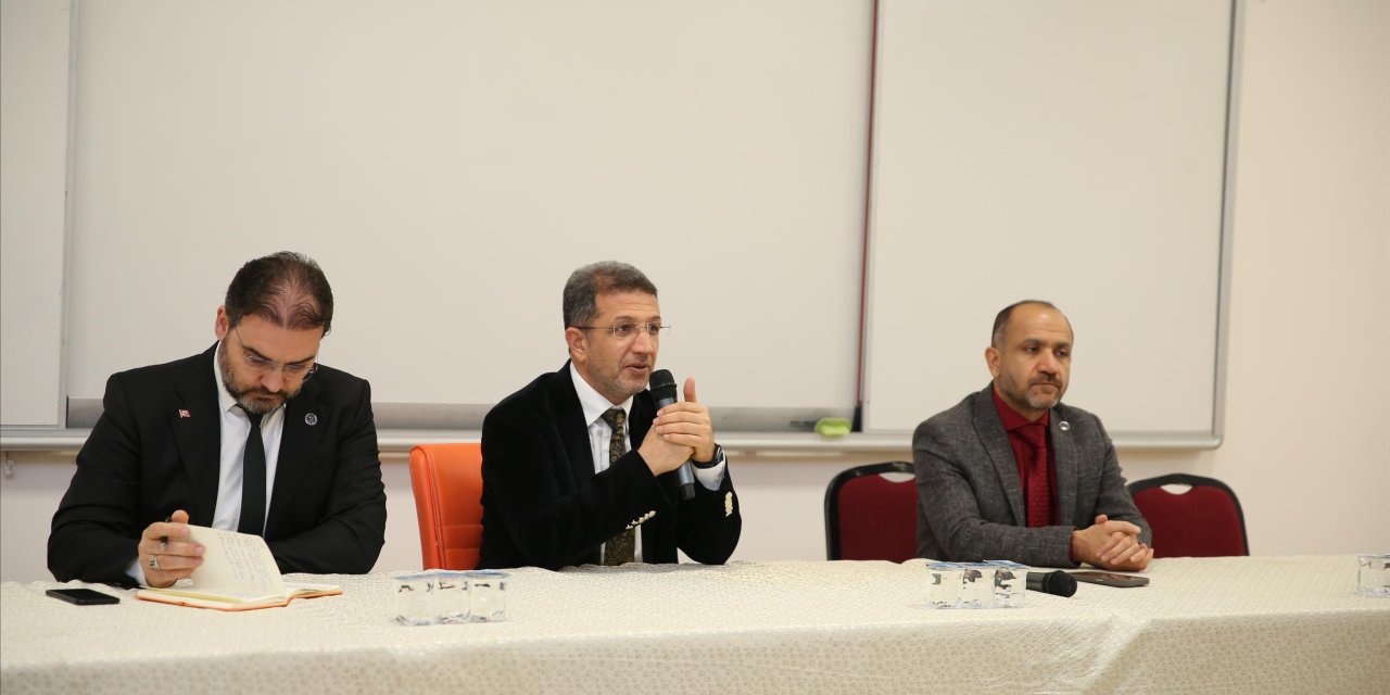 Rektör Alkış’ın “Öğrenci Buluşmaları” Dizisinin Beşincisi Düzenlendi