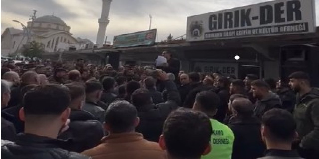 Habur’da Kesme Araç Şoförlerinden Ekonomik Kriz Alarmı: “Her Seferde 18 Bin TL Zarar Ediyoruz”