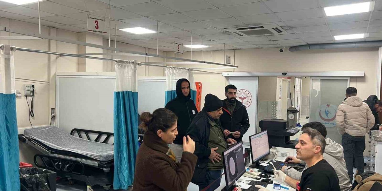 Uzmanından Buzlu Havada Kösele Ayakkabı, Kundura Ve Yüksek Topuk Uyarısı