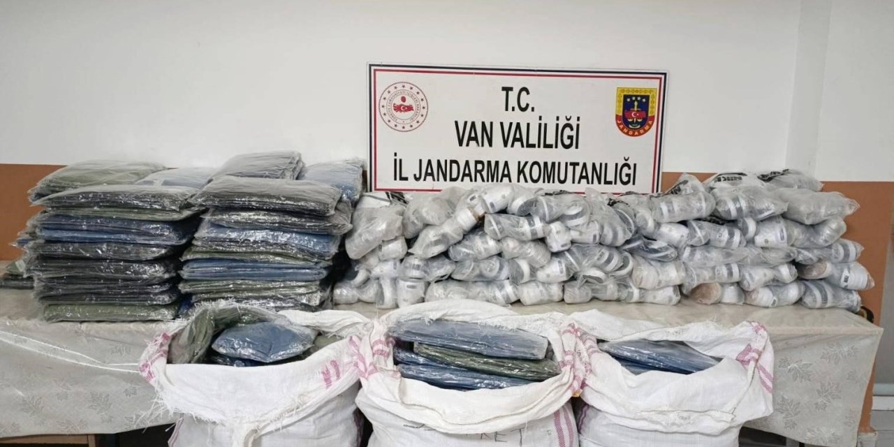 Van’da 4,1 milyon TL değerinde kaçak eşya ele geçirildi
