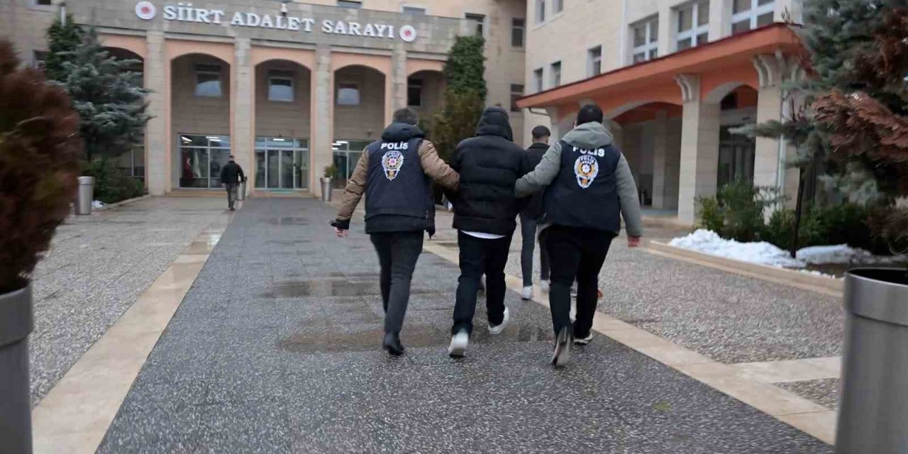 Komşu İlde ‘Sahte Araç Satım’ İlanıyla 4 Kişiyi Dolandıran 2 Kişi Tutuklandı