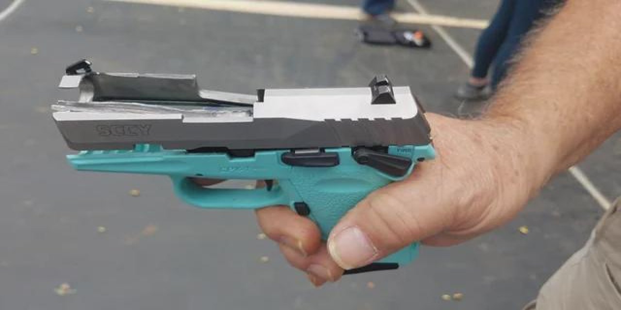 Adana'da Bir Kadın, yanlışlıkla kendini vurdu!