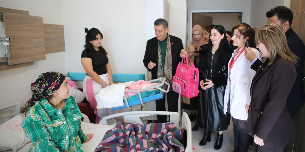 Şırnak Belediyesi’nden Ailelere Anlamlı Destek: “Hoş Geldin Bebek Paketi” Uygulaması Başladı