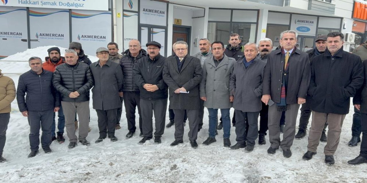 Yüksek doğal gaz faturalarına tepki yağıyor! Akmercan Hakkari-Şırnak önünde açıklama yapıldı
