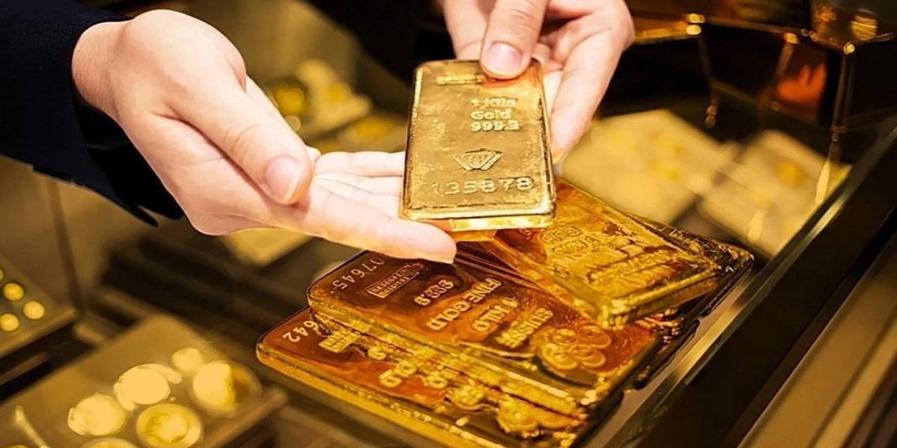 Altın Piyasasında Tarihi Çöküş: Son 43 Yılın En Sert Düşüşü