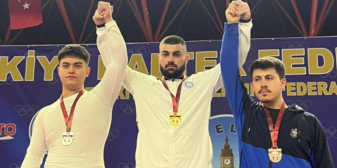 Şırnaklı Halterci Sefkan Sümen Türkiye Zirvesinde!