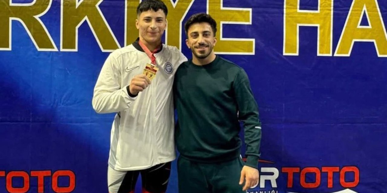 Şırnaklı Adem, Avrupa Şampiyonu Ağabeyinden İlham Aldı, Türkiye Rekorlarını Alt Üst Etti!