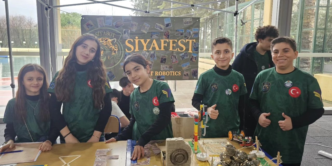 Şırnaklı Öğrencilerden Büyük Başarı: İki Ödülle Döndüler