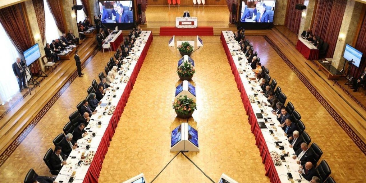 Komisyonun Taslak Raporu Ortay Çıktı: Silahların Bırakılmasının Tespiti Şartı, Geri Dönenlere Adlî İşlem, Kayyum…