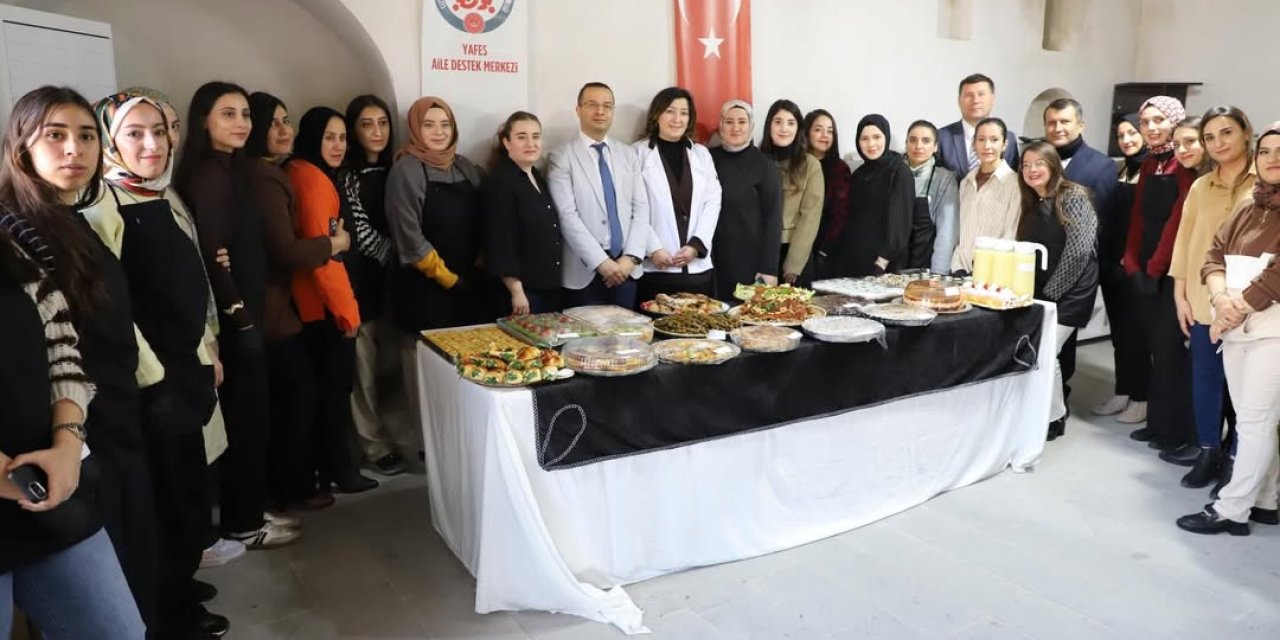 Cizre’de Lezzet Şöleni! Kaymakam Ahmet Vezir Baycar’dan Kursiyerlere Tam Destek