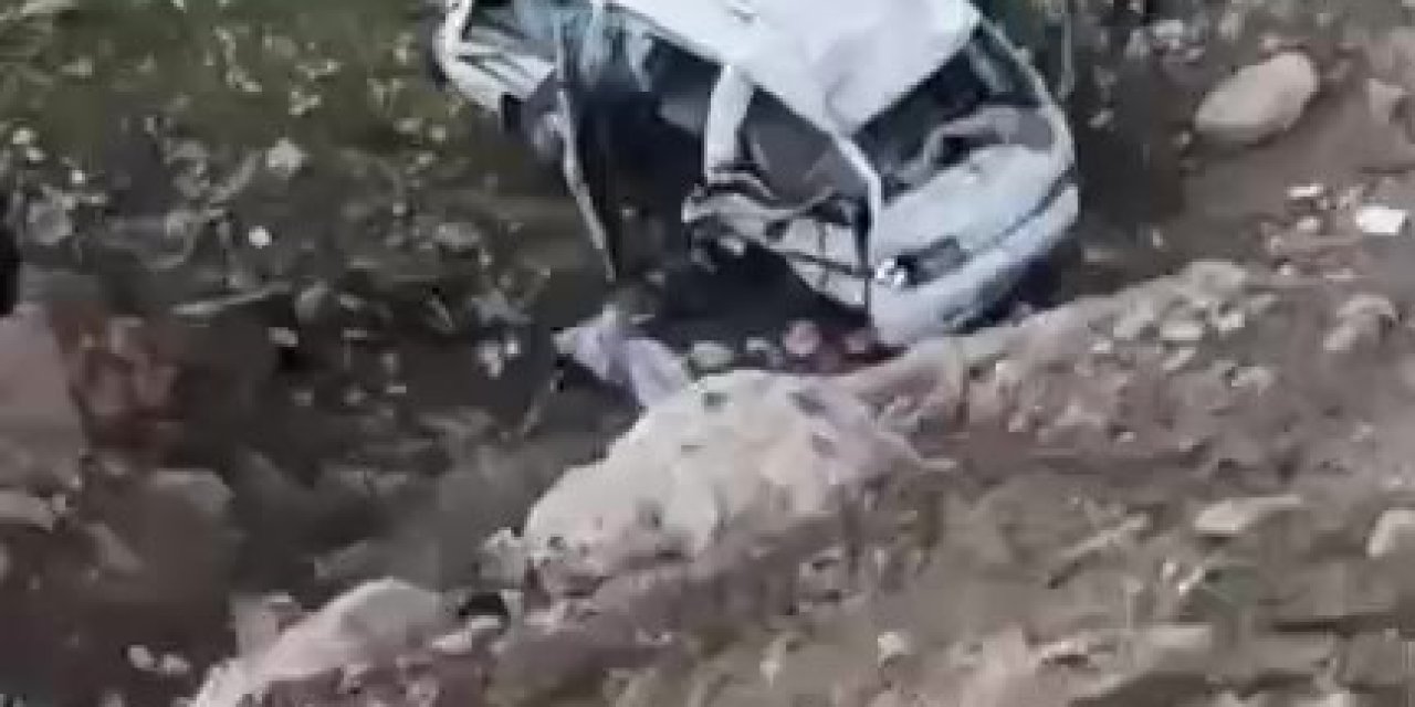 Batman'da uçuruma yuvarlanan araçta 1 kişi öldü, 2 kişi ağır yaralandı
